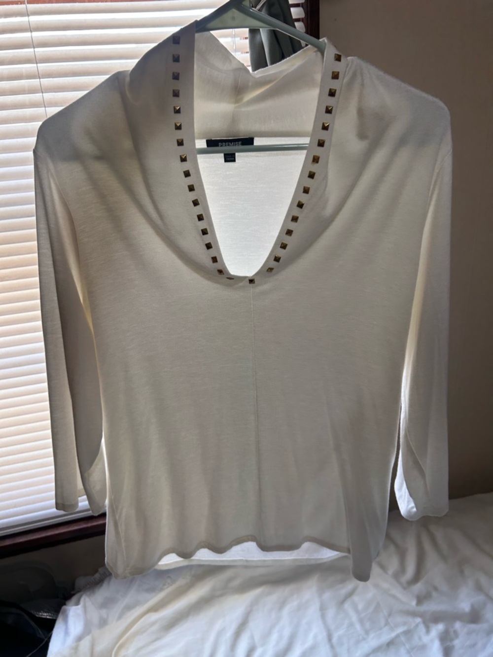 Premise White Cream & Gold Studded White Elevated Basic Long Sleeve EUC Large